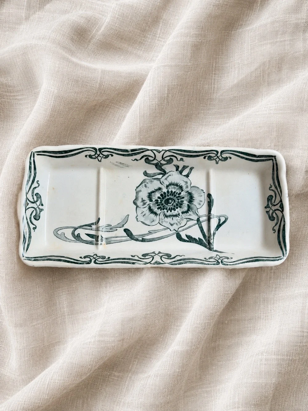 Antique Creil et Montereau Anémones Comb Tray | French Terre de Fer Tray